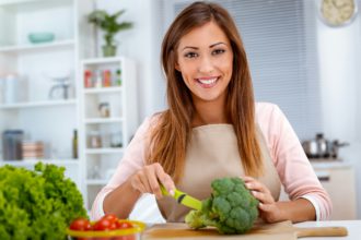 She Enjoys Healthy Eating